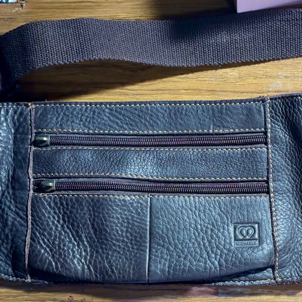 Michaela Italy fannypack